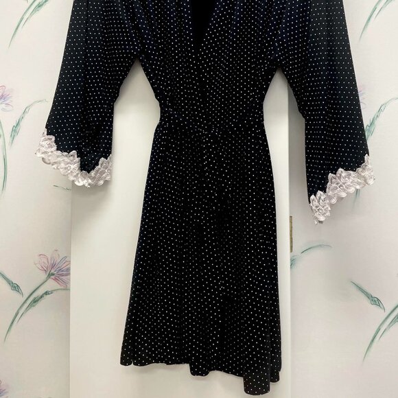 Bathrobe - Picture 2 of 4